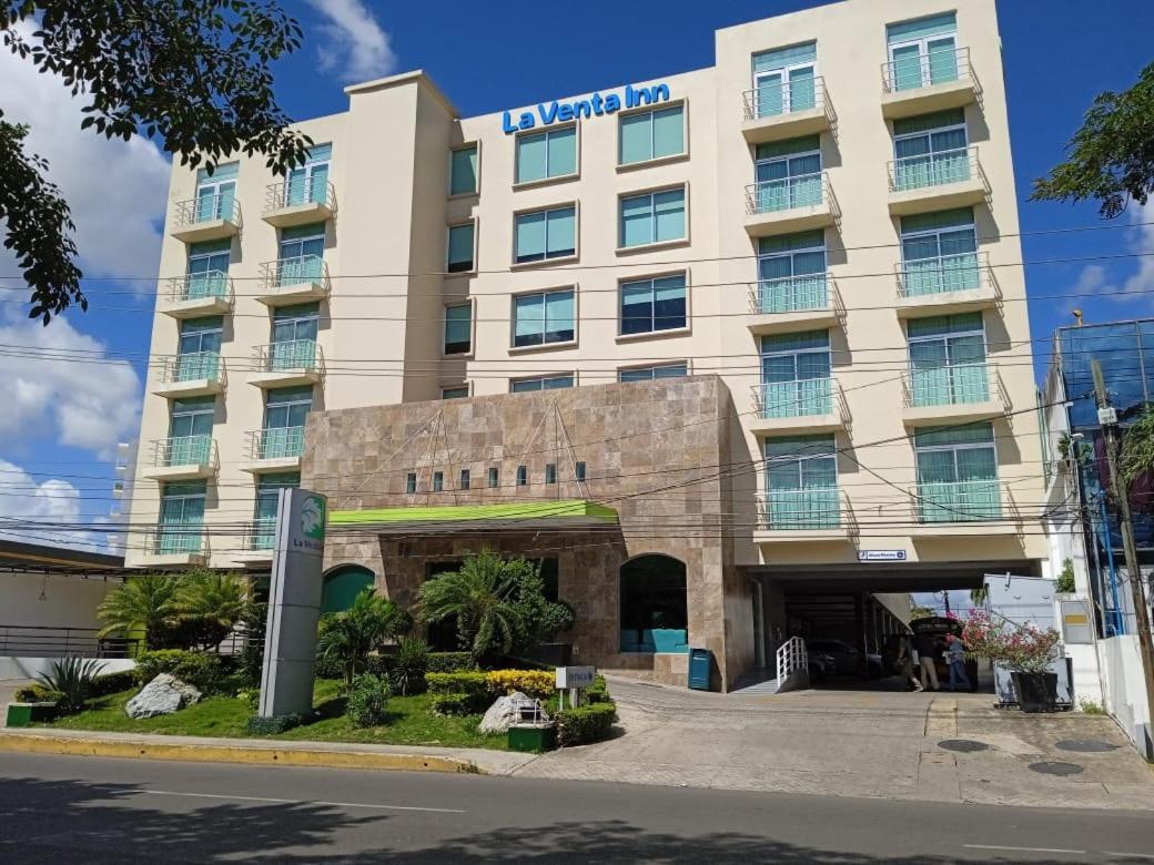 Hotel La Venta Inn Villahermosa Extérieur photo